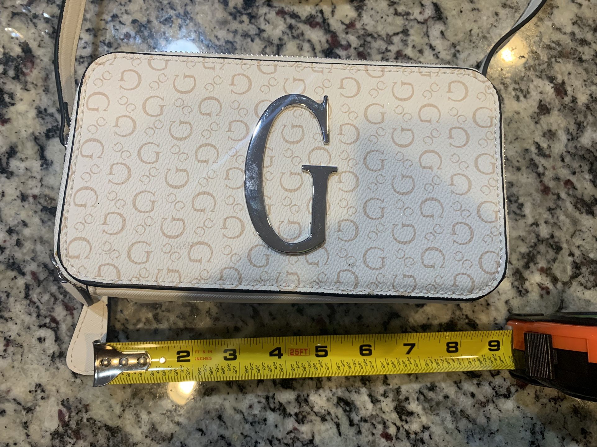 GUESS white crossbody signature bag double zipper