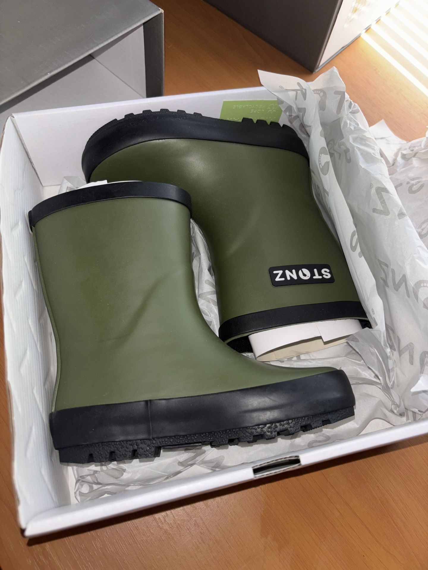 Stonz Rain Boot