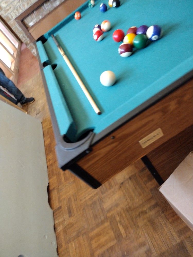 Dinning Table/ Pool Table