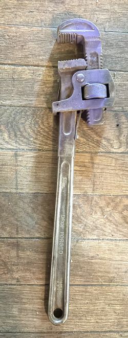 18” Inch Drop Forged Steel Vintage Pipe Wrench 