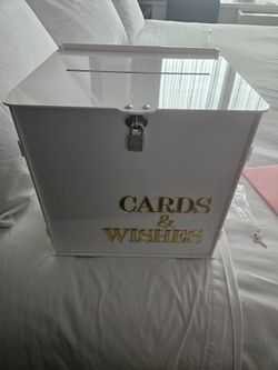 Large Gold Mirrored Acrylic Card Box with lock and key