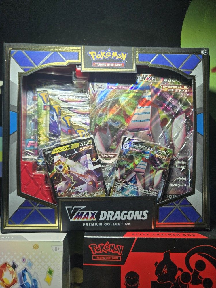 Vmax Dragons Premium Collection