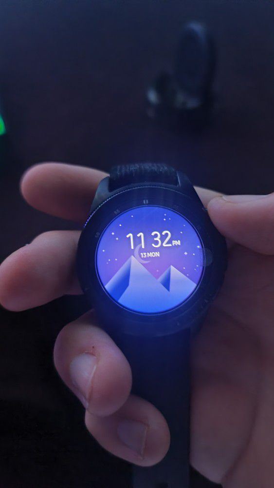 Samsung Smart Watch Good Condition 