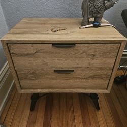 Night Stand/ Side Table