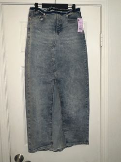Wild fable Size 6 Denim Skirt With Slit