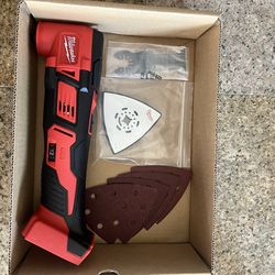 Milwaukee M18 oscillating multi tool NEW