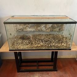 Approx 40-Gallon Glass Aquarium Tank  (can Also Be Used As Vivarium) 