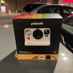 Polaroid Essentials Box