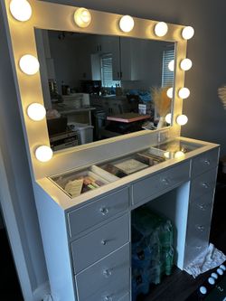 Woman’s Vanity