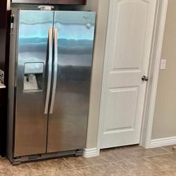 Whirlpool Refrigerator 