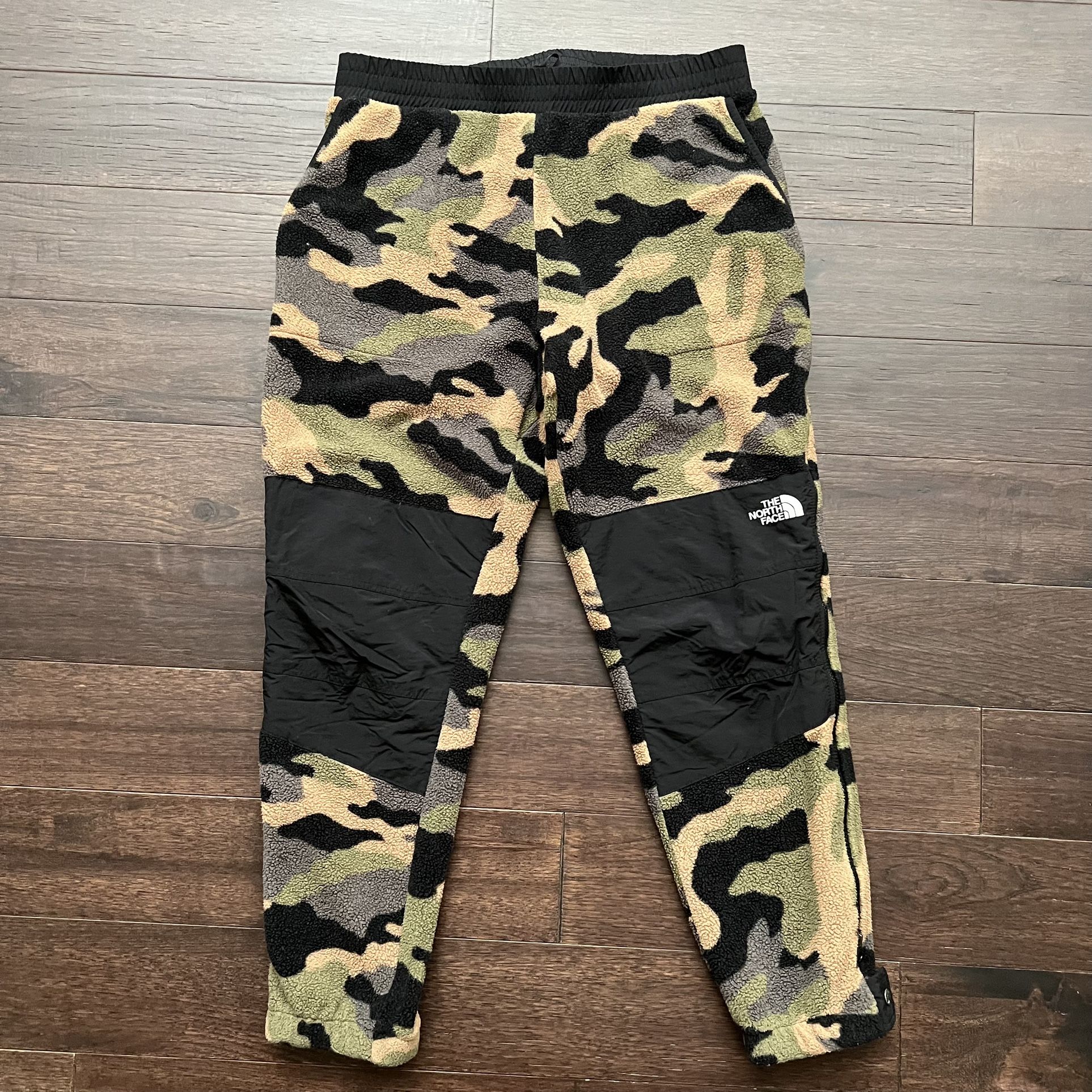 Rare North Face Denali Camo Fleece Plants