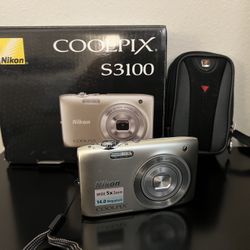 Nikon COOLPIX S3100 14.0MP Digital Camera - Silver