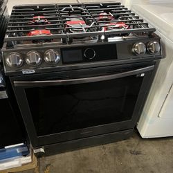 Samsung Black Stainless Steel Slide In Stove TV