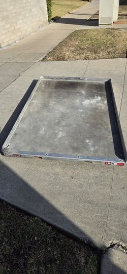 Truck sliding bed for F150