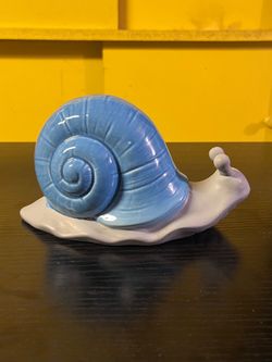 Vintage Snail Decor