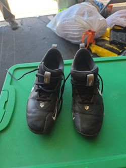 Nike Troutl baseball cleats 8.5