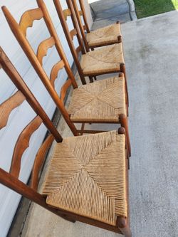 Vintage ladder back dining chairs! (4)