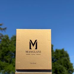 Perfumes colognes fragrance