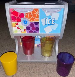 Melissa & Doug Drink Dispenser