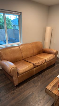 COUCH POTTERY BARN
