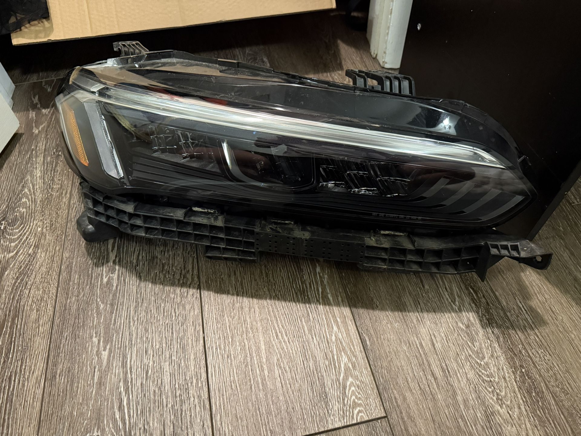 2022-2024 Honda Civic OEM Right Side Headlight