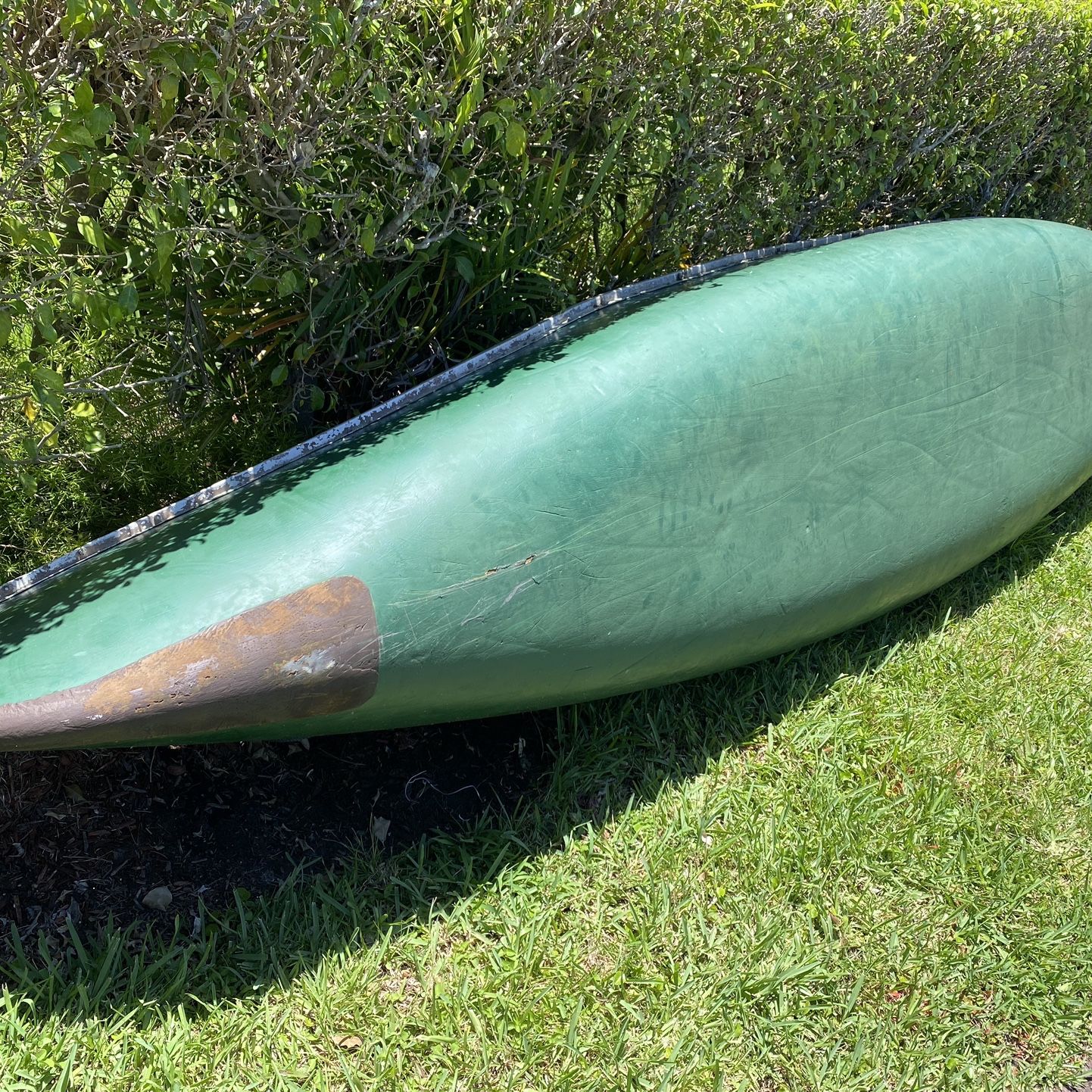 19 ft Blue Hole Canoe