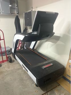 Free treadmill
