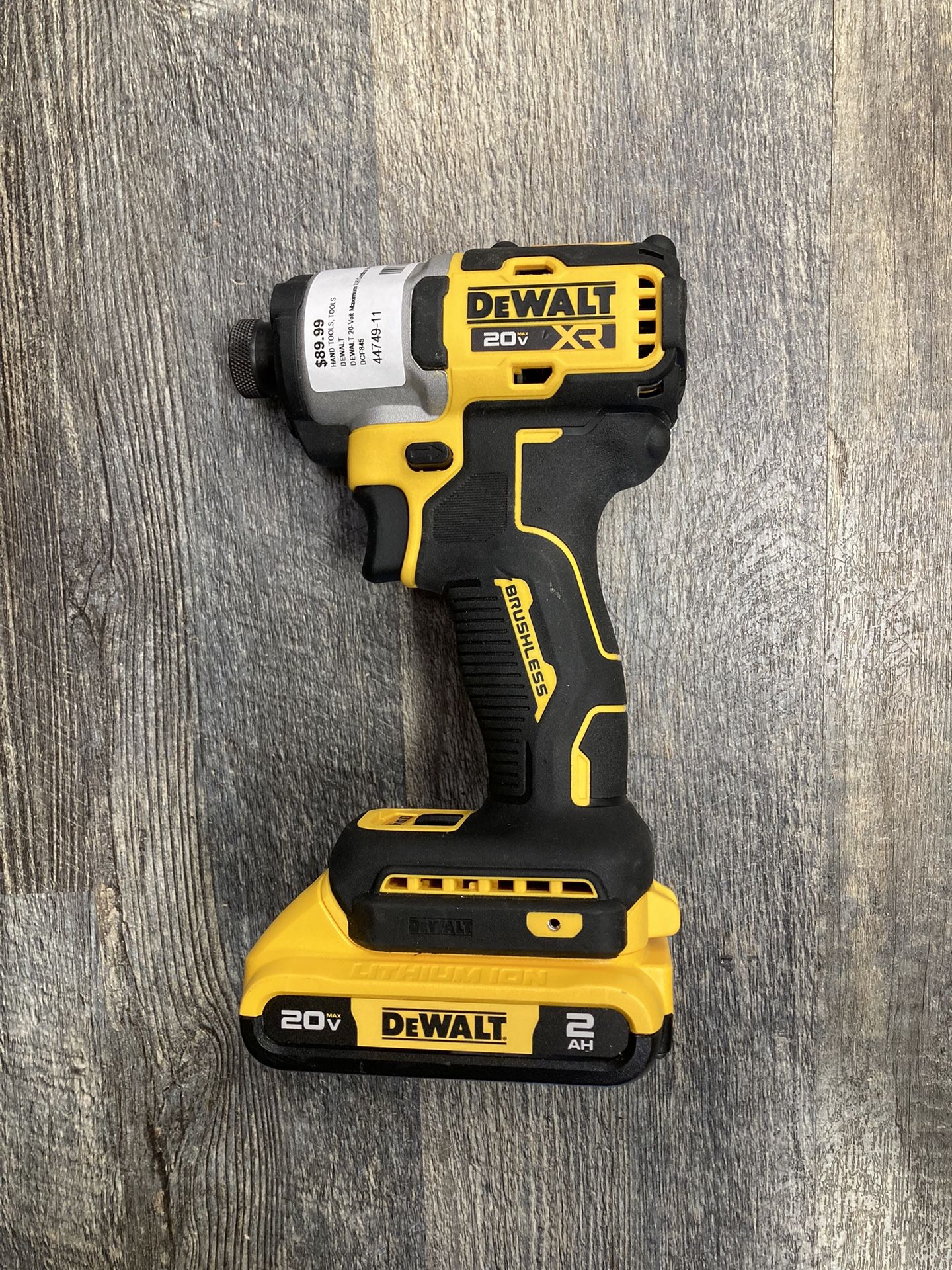 DEWALT DCF845 20-Volt Maximum XR Cordless Brushless 1/4" 3-Speed Impact Driver W/BATTERY