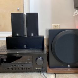 YAMAHA HTR 6130 Natural Sound AV Receiver  +  4 piece Sound System