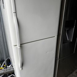 Kenmore Fridge 