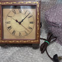 Vintage Howard Miller Electric Mantel Clock – Art Deco Style, Working