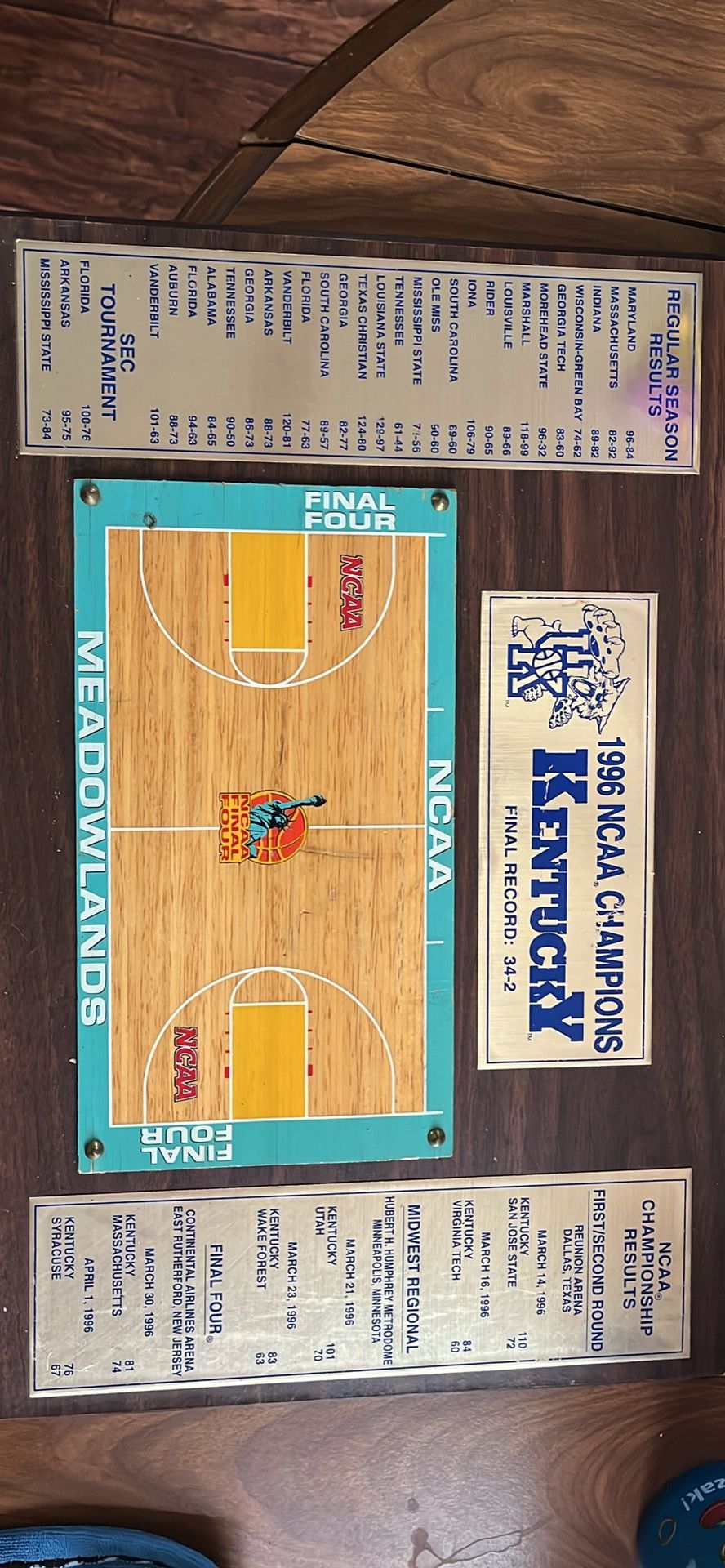 1996 NCAA Kentucky Finals Record Wooden Plaque Final Four Championship Man Cave Wildcats Sign
