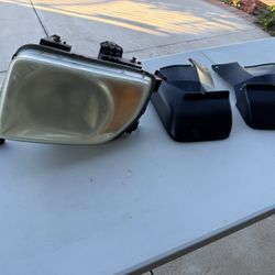 Honda Element Rear Mud Guards And 1 Headlight
