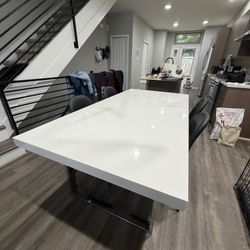 White DiningModern Table