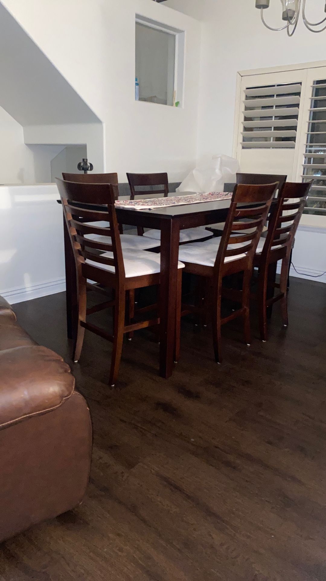 Extendable Dining Table...