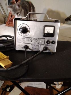 Lester Matic motive Power Charger