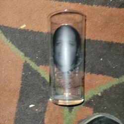 Pizza Hut Willy Davis Glass