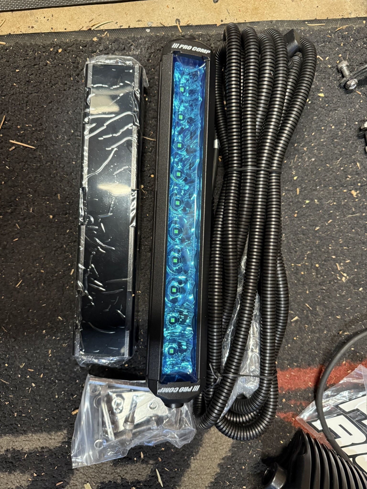10 Inch Pro Comp Light Bar