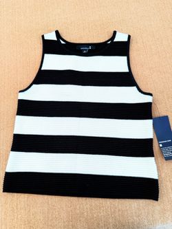women's short-sleeve t-shirt