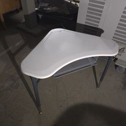 V-Shaped  Student Desk