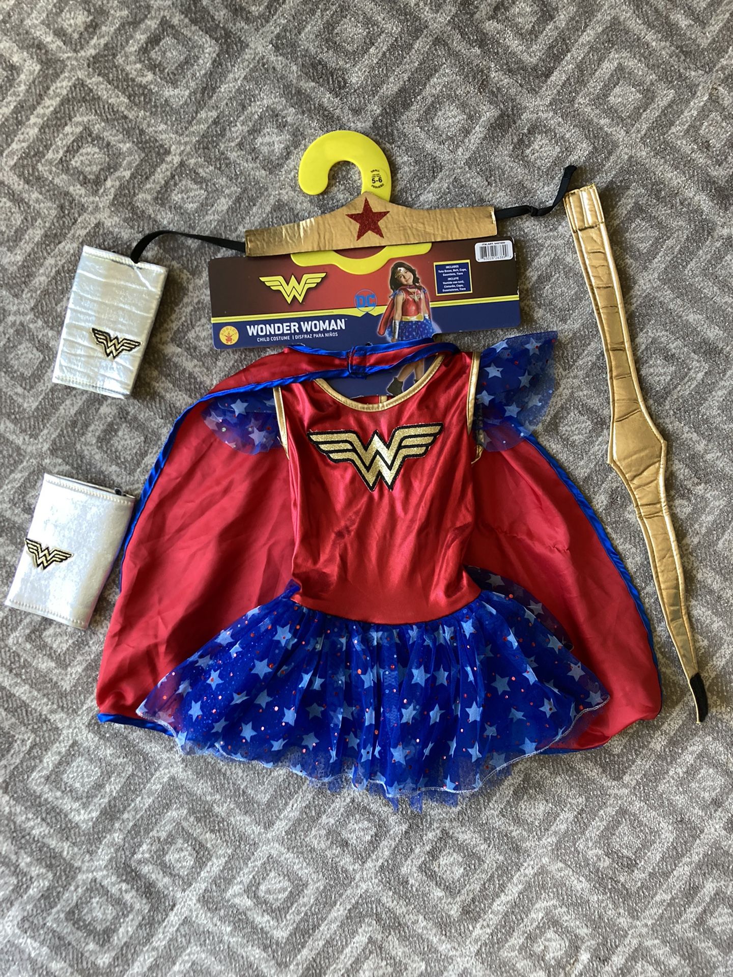 Wonder Woman Costume (kids Size 5-6)