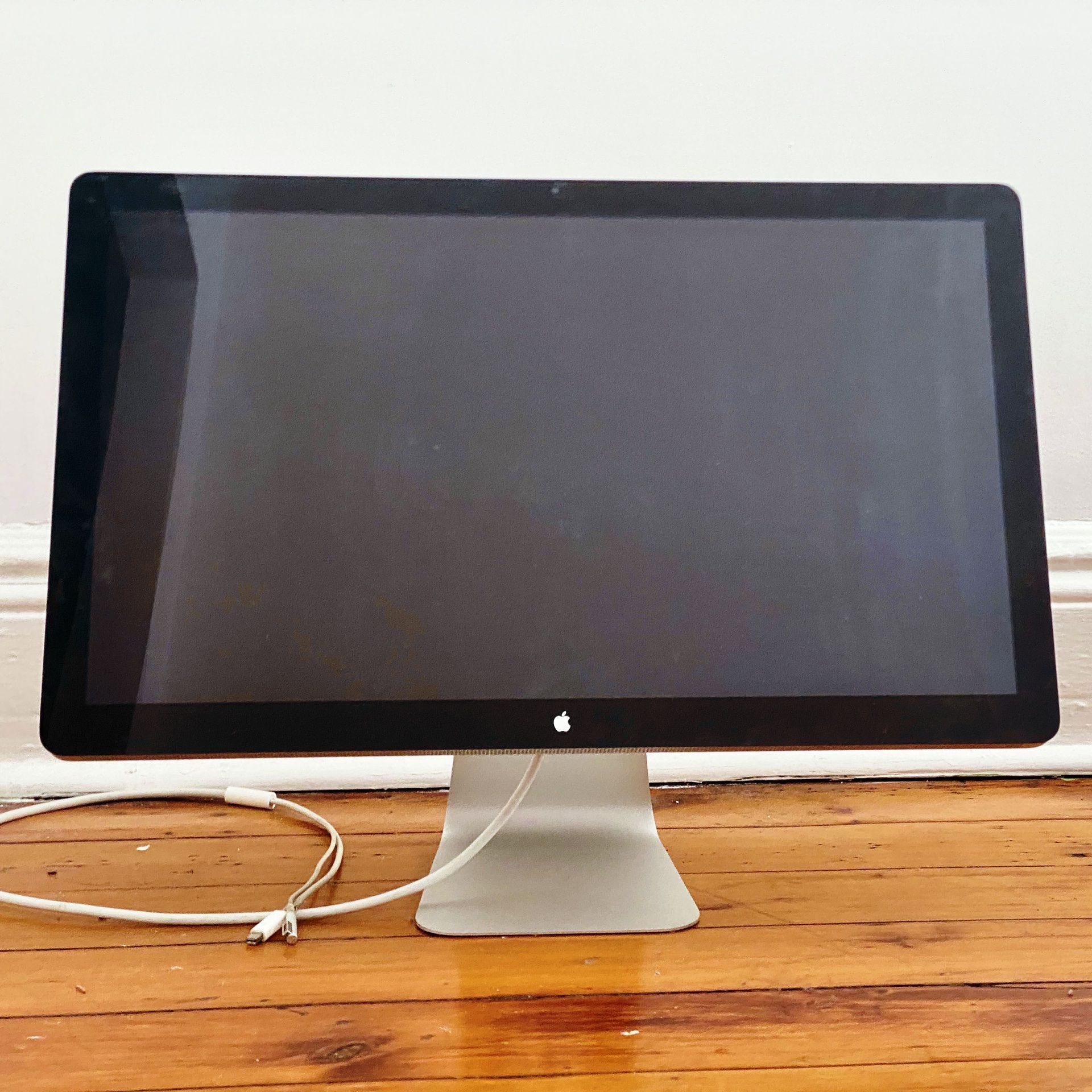 Apple 27” Thunderbolt Display a1407 (used, please read)