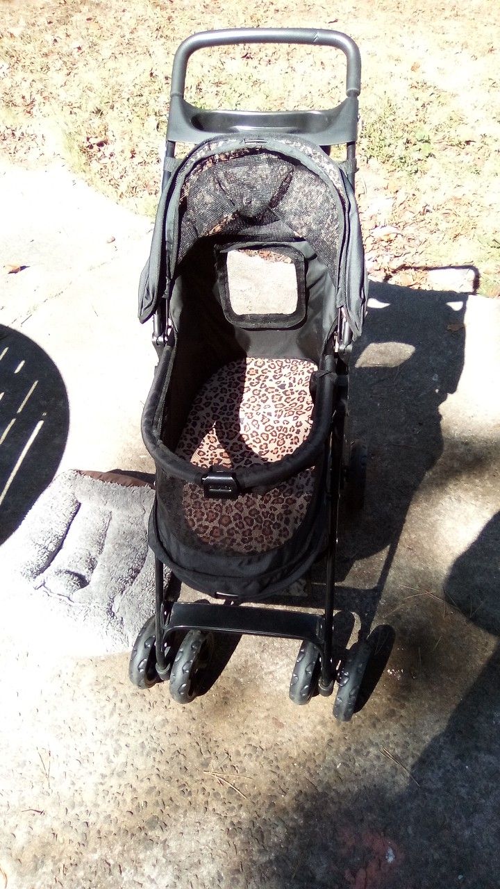 Dog Stroller +Pillow 30.00