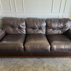 Sofa and Recliner W/ottomans 