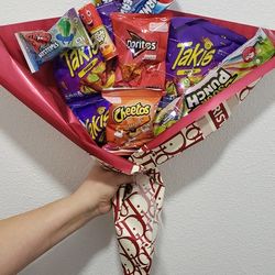Valentine's Day Snack Bouquet 💐 🍭🍬