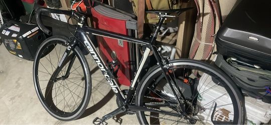 Cannondale road bike