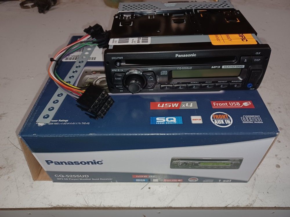 Panasonic Mp3, Cd, Weatherband Receiver.