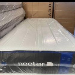 Brand New Twin Xl Nectar Classic Memory Foam Mattress!!