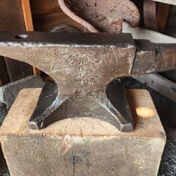 112 Pound Trenton Anvil 