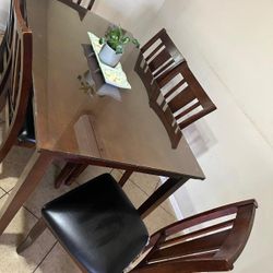 Six People Dinning Table 